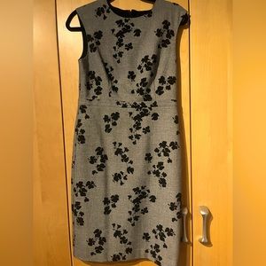 Ann Taylor Shift dress, barely worn